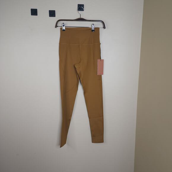 Girlfriend Collective Compressive High-Rise Legging in Saddle Size S - Picture 1 of 8